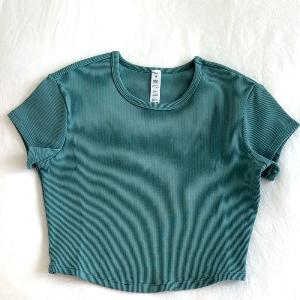 ALO Yoga sage green Ribbed Short Sleeve Crop Top